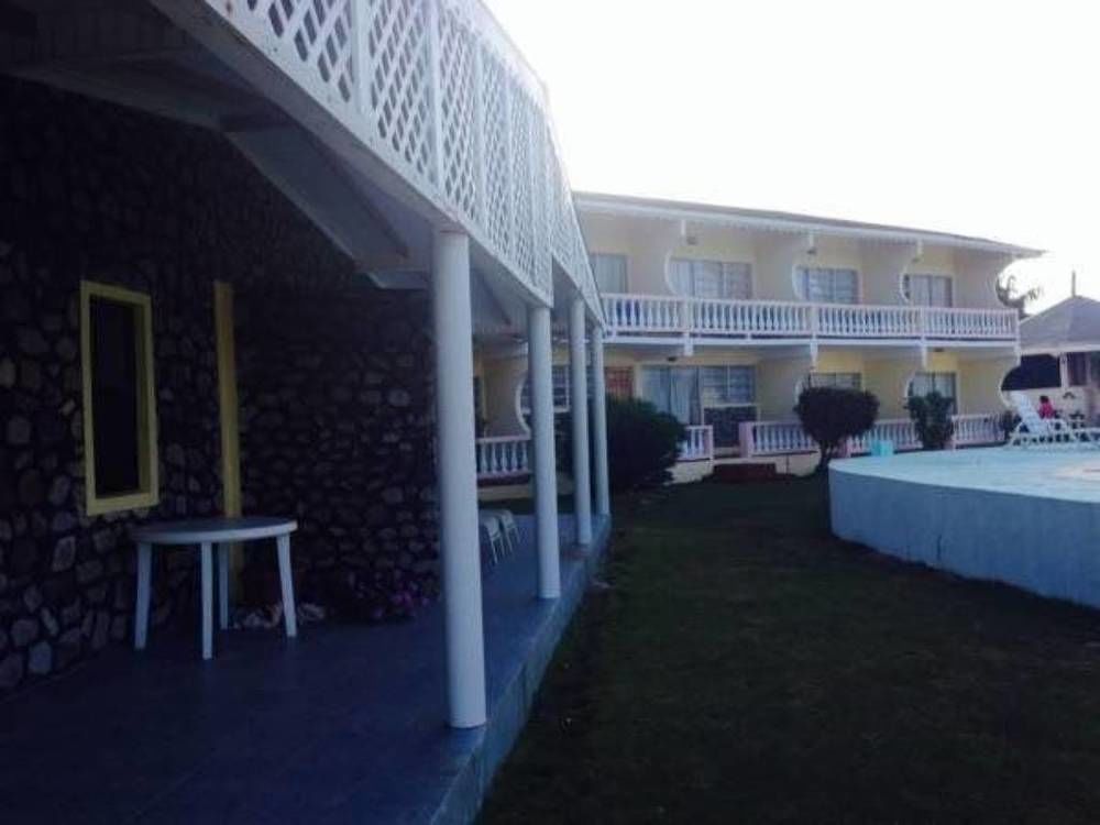 Kings Landing Hotel Cliftons Esterno foto