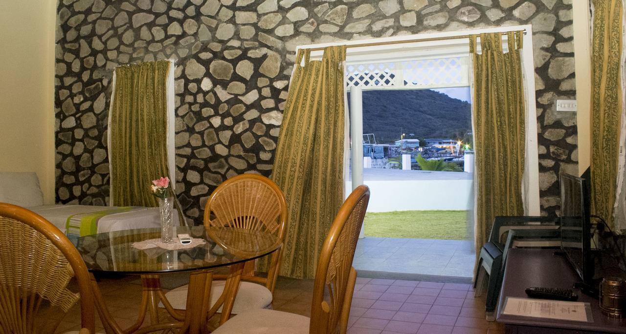 Kings Landing Hotel Cliftons Esterno foto