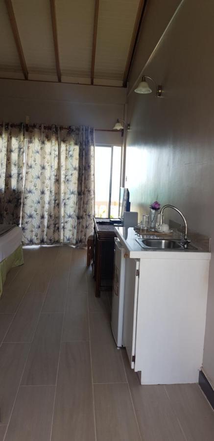 Kings Landing Hotel Cliftons Esterno foto